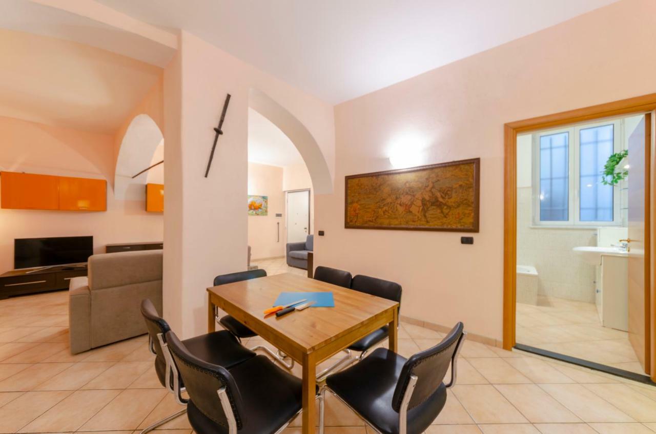 Joivy Warm Family Apt Near Porto Antico Lejlighed Genova Eksteriør billede