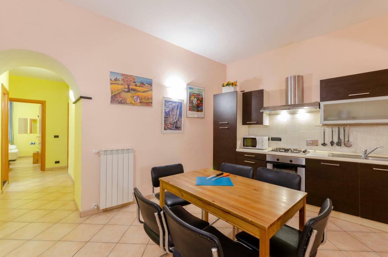 Joivy Warm Family Apt Near Porto Antico Lejlighed Genova Eksteriør billede